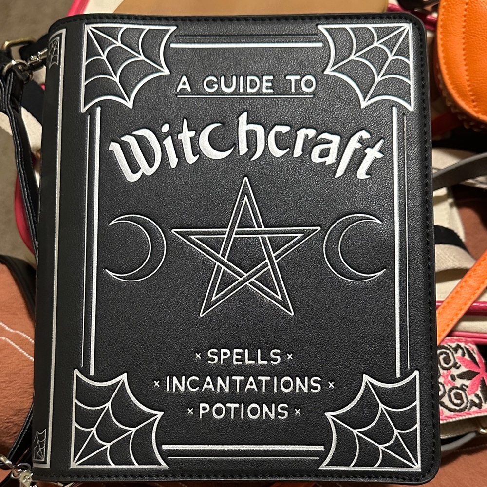 MAD Engine Black Witchcraft Guide Clutch